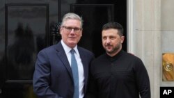 Коаліція охочих підтвердила «незмінну» підтримку України та високо оцінили прагнення президента Володимира Зеленського до «справедливого і тривалого миру»