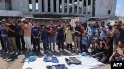 Solidaritate cu jurnaliștii uciși în urma atacurilor israeliene din Fâșia Gaza, exprimată de Sindicatul Jurnaliștilor din Gaza, în orașul Gaza, pe 26 august 2025.