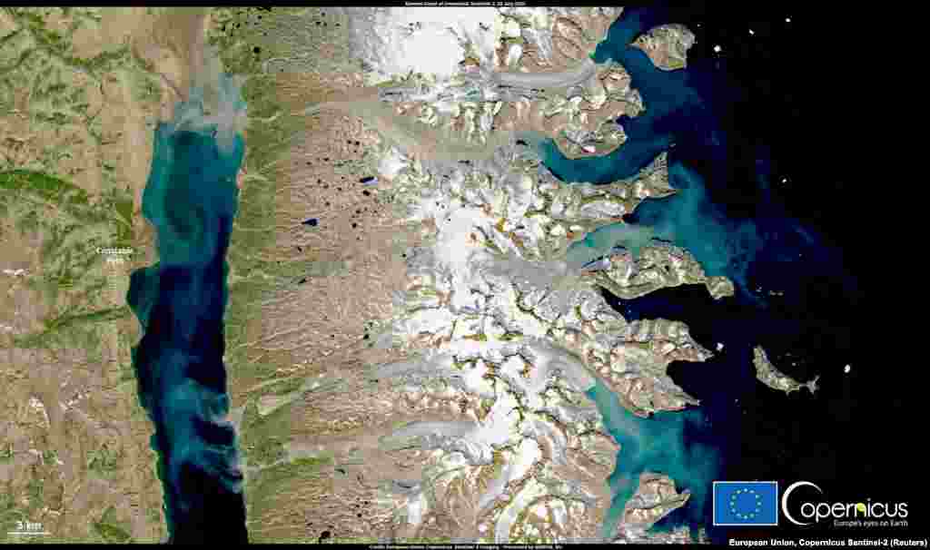 Ghețarii se topesc în zona&nbsp;Constable Pynt din Groenlanda, ca urmare a temperaturilor neobișnuit de ridicate.&nbsp;28 iulie 2021.