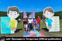 Рустам Минниханов посещает лагерь в 2017 году