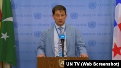 Poljanski je tokom obraćanja novinarima rekao da nije isključena ni posebna sjednica Savjeta bezbjednosti UN o situaciji u BiH.