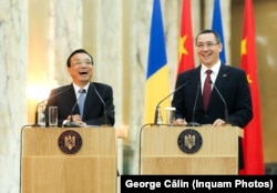 Premierul chinez Li Keqiang și premierul român,Victor Ponta la Palatul Victoria. 25 noiembrie 2013.