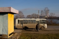 Кадр из фильма Василия Сигарева ''Жить''