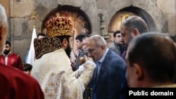 Վարչապետ Նիկոլ Փաշինյանը հոկտեմբերի 26-ին Հովհաննավանքում մատուցված Պատարագի ժամանակ