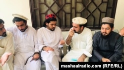 د پښتون ژغورنې غورځنګ مبارزان ګیله من پښتین او عیدالرحمان د بنو په کچارۍ کې له ځولنو سره د پېښۍ پر مهال: ۲۰۲۱، ۲۱ سېپټېمبر