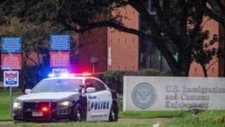 Diňle: Waşingtondaky hüjümden soň ABŞ 19 ýurduň raýatlarynyň "Green Card"-yny gözden geçirýär, arasynda Türkmenistan hem agzalýar 