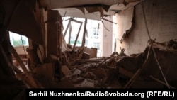 Наслідки російського удару у житловий будинок. Київ. 6 червня 2025 року