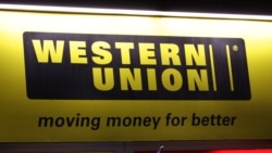 Ene-atalar daşary ýurtlarda bilim alýan ogul-gyzlaryna Western Union arkaly pul ugratmak üçin ‘ser-sepil bolýar’