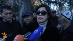 Келдибековдун жубайы: Жалаа жапкандарды чөгөлөтөм