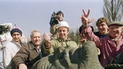 25.12 Studio Special (3)