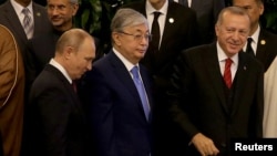 Лидеры России, Казахстана и Турции на саммите по сотрудничеству и мерам доверия в Азии. Душанбе, 15 июня 2019 года