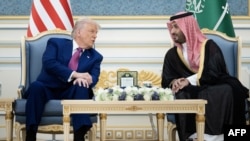 ډانلډ ټرمپ د مې پر ۱۳مه په رياض کې له محمد بن سلمان سره ملاقات وکړ.