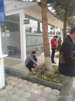 Филиал «Халк банка» в городе Намангане, 7 апреля 2020 года.