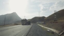 Чоң-Каракол: Талкаланган мөңгү, мыйзамсыз жол, көмүр кени