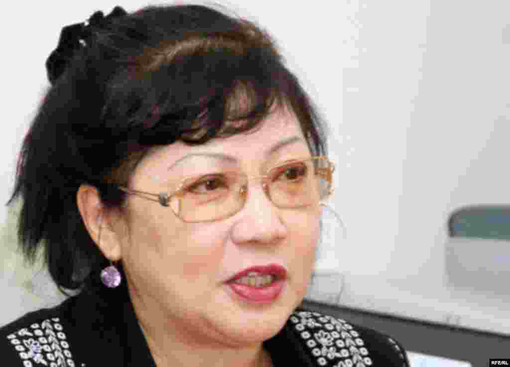 "Журналистер қауіп-қатерде"  қорының президенті Розлана Таукина Рамазан Есіргеповтің сотталуын сынға алды.  - "Журналистер қауіп-қатерде" баспасөзді қорғау қорының президенті Розлана Таукина Рамазан Есіргеповтің сотталуын сынға алды. 