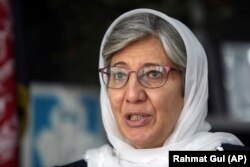 سیما سمر، وزیر دولت در امور حقوق بشر و روابط بین‌الملل