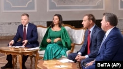 Gazetarë rusë të cilët çojnë përpara pretendimet e rreme të Kremlinit për luftën në Ukrainë.