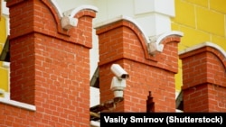 Мәскәү Кирмәне диварында күзләү камерасы