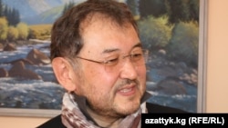 Эмил Үмөталиев.