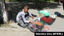 „Să-i votăm, dar nici nu știi pe cine să-l votezi, că ei îs toți corupți.”