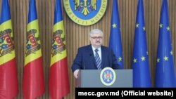 Igor Șarov, ministrul educației