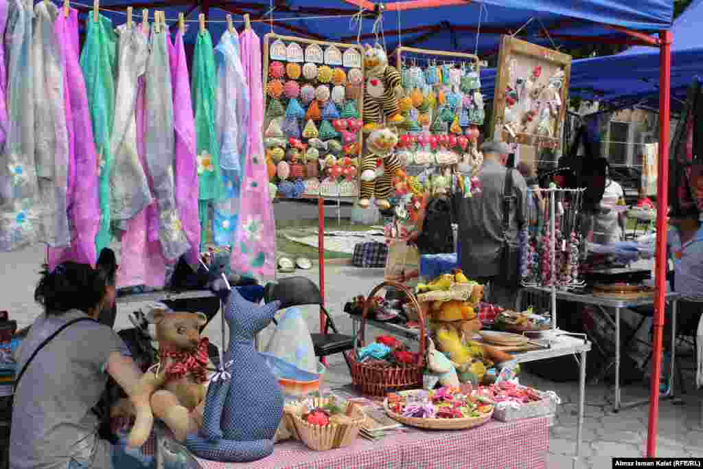 Неожиданные изделия из войлока