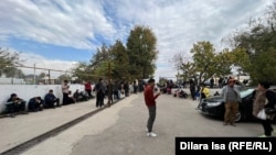 Gazagystan Merkezi Aziýa ýurtlarynyň raýatlarynyň iş üçin köp barýan ýurdy. 