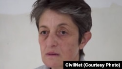 "Već smo vidjeli toliko groznih stvari da se čini da smo postali vrsta zombija", kaže Margarita Karamijan, armenska izbjeglica iz grada Hadrut na prvoj liniji fronta u ratu oko Nagorno-Karabaha.