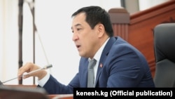 Алиярбек Абжалиев. 
