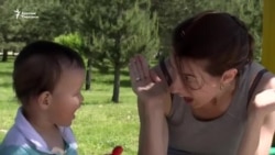 Жумгалдын келини Мэган гендер саясатын иликтейт