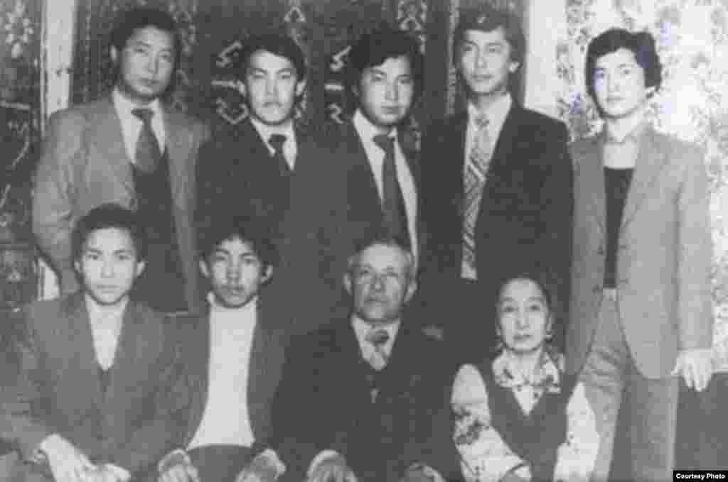 Семейное фото Бакиевых.