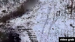 Тіла загиблих військових РФ на Курщині. Серед них, за твердженням джерел проєкту Радіо Свобода «Схеми», також є тіла військових з Північної Кореї. Грудень 2024 року (фото ілюстративне)