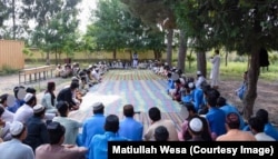 Organizația Pen Path, în timpul unei întâlniri cu liderii tribali din provincia Khost. Fotografie făcută în 2018.