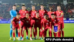 Кыргызстандын футбол курама командасы. Архив.