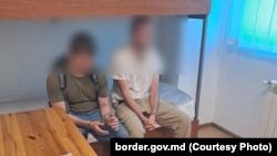 2024 წლის ივლისში მოლდოვის უსაფრთხოების სამსახურებმა კიშინიოვის საერთაშორისო აეროპორტში დააკავეს საქართველოს მოქალაქე, თბილისელი, 21 წლის მიხეილ ჩხიკვიშვილი.