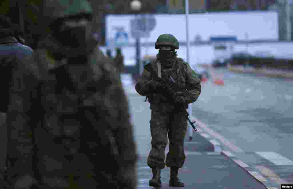 Страны - члены "Большой семерки" осудили российское вторжение на Украину.