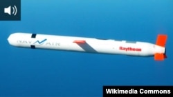 Американська ракета Tomahawk, здатна вражати цілі далеко в глибині території Росії