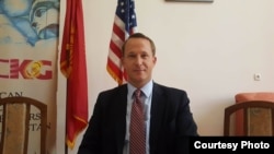 АКШ Мамлекеттик департаментинин маалымат катчысы Жошуа Бейкер