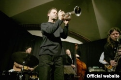 Formația lui Paul Brody în concert