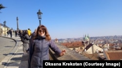 Оксана перебралася на Вінниччину, а торік улітку теж рушила за кордон