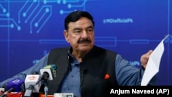 د پاکستان د کورنیو چارو وزیر شېخ رشید احمد: انځور له ارشیفه