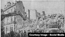 Imagine de ziar după cutremur