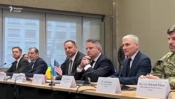 Амрикову Украина дар тарҳи поён додани ҷанг пешрафт кардаанд