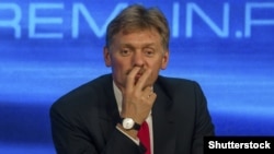 Дмитро Пєсков каже, що «українська сторона давно воює з російською православною церквою»