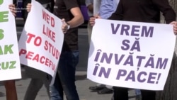 „Vrem profesorii înapoi!”