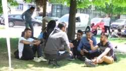 Vlast nema vremena za migrante, pomažu građani Sarajeva