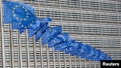 У будь-якому разі країнам-членам ЄС доведеться витрачати на оборону більше – наполягали лідери, прибуваючи на саміт