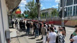 Visoka izlaznost na 'kritičnim' predsjedničkim izborima u Rumuniji