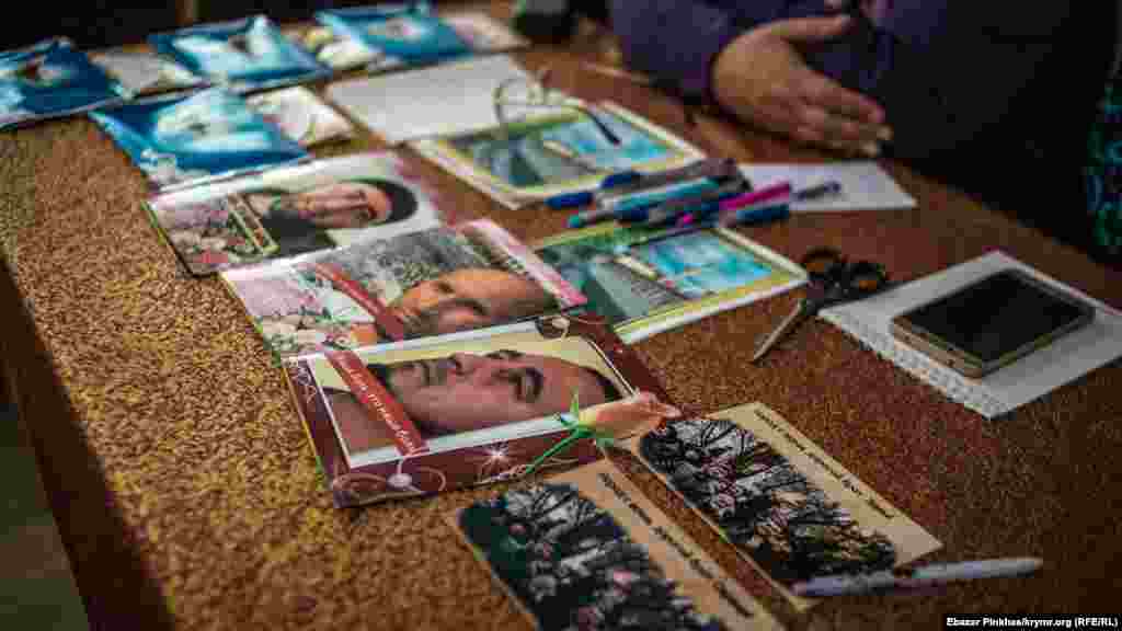 Присутні на засіданні могли написати листа своїм співвітчизникам, які перебувають в ув'язненні на території Криму і сусідньої Росії