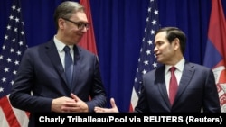 Predsednik Srbije Aleksandar Vučić sa državnim sekretarom Sjedinjenih Američkih Država Markom Rubiom u Njujorku, na marginama zasedanja Generalne skupštine Ujedinjenih nacija, 23. septembar 2025. 